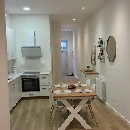 Apartament Tantin Suite: Lujoso Loft De 61 M² Y Techos Altos. *
